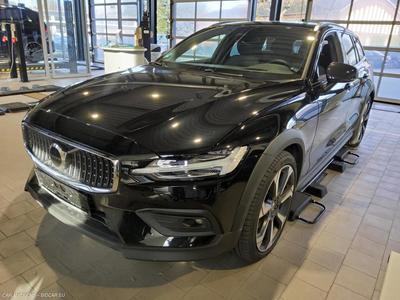 Volvo V60 2.0 CROSS COUNTRY B4 D AWD, 2023