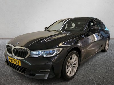 BMW 320 EA 150kW PHEV Business Edition Plus, 2022