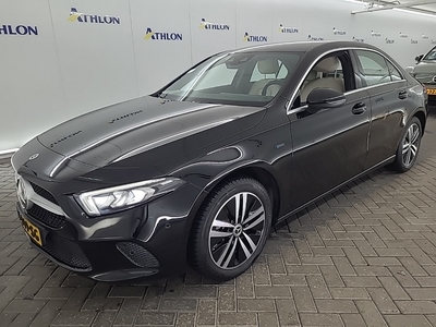 Mercedes-Benz A-KLASSE 1.3 250 E BUSINESS SOLUTION LUXURY LIMITED, 2020