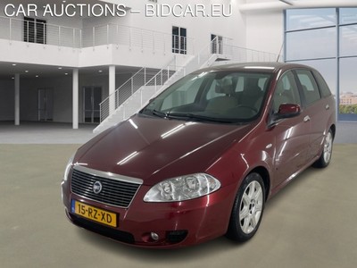 Fiat Croma 2.1 2.2-16V EMOTION, 2005