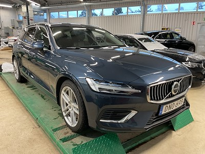 Volvo V60 Recharge T6 350hk AWD Core Edt Lader Drag
