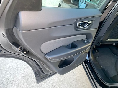 Volvo xc60 B4 D awd automatico -