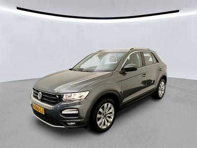 Volkswagen T-roc 1.4 1.5 TSI 150PK DSG STYLE BUSINESS MULTIMEDIA TREKHAAK, 2021