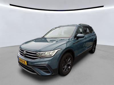 Volkswagen Tiguan all space 1.4 1.5 TSI 150PK DSG LIFE BUSINESS MULTIMEDIA WINTER 7P TREKHAAK, 2022