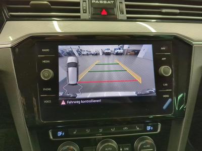 Volkswagen PASSAT 1.6 TDI SCR BUSINESS DSG