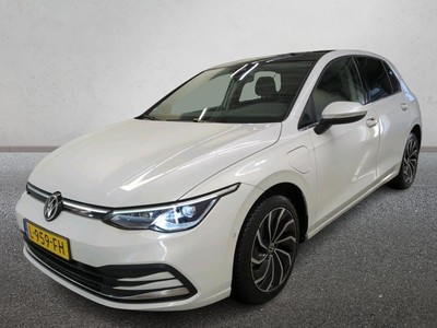 Volkswagen Golf 1.4 e-Hybrid 150kW Style DSG, 2021