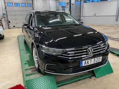 Volkswagen Passat GTE SportsComb 218hk Business
