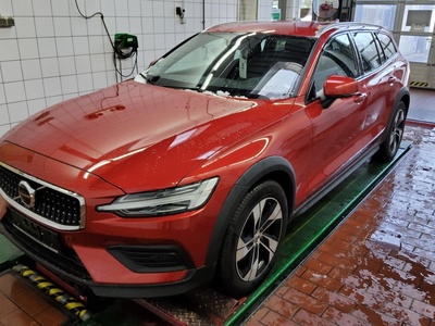 Volvo V60 2.0 CROSS COUNTRY B4 D AWD, 2023