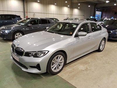 BMW 3 - 2019 330eA PHEV