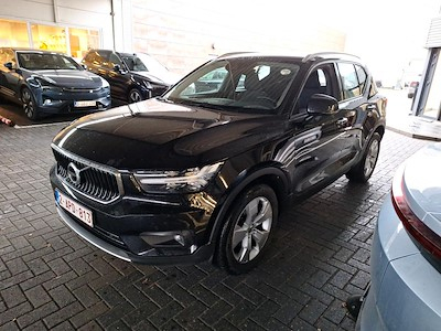 Volvo XC40 1.5 T2 MOMENTUM PRO