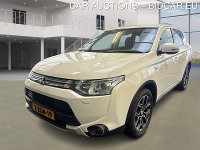 Mitsubishi Outlander 1.9 2.0 PHEV EXECUTIVE EDITION X-LINE, 2015