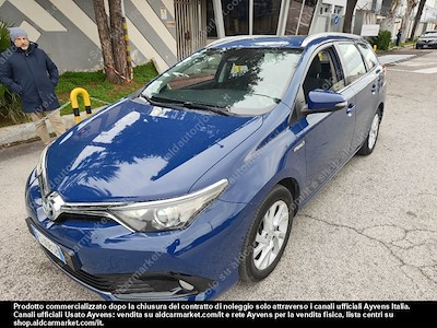 Toyota auris touring sports hybrid business -
