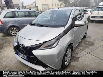 Toyota aygo 1.0 vvt-i x-play tss -