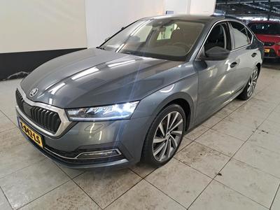 Skoda Octavia 0.9 1.0 E-TSI BUSINESS EDITION PLUS, 2021