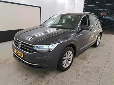 Volkswagen Tiguan 1.4 1.5 TSI LIFE BUSINESS, 2021