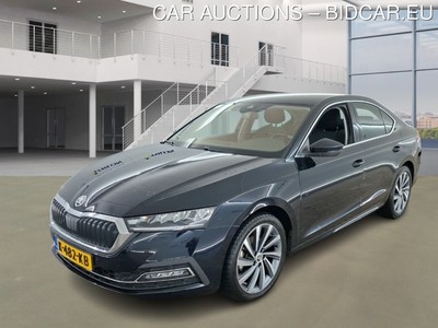 Skoda Octavia 0.9 1.0 E-TSI BUSINESS EDITION PLUS, 2021
