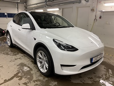 Tesla Model Y Standard Range RWD 299hk