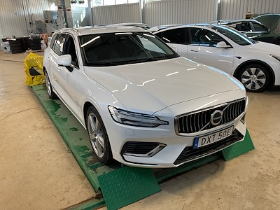 Volvo V60 Recharge T6 350hk AWD Core Edition