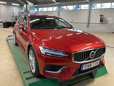 Volvo V60 Recharge T6 350hk AWD Core Editon