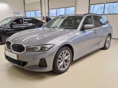 BMW 330e touring xdrive 184 CV Attealge, Acces Comfort, Park Assist Pack, HiFi