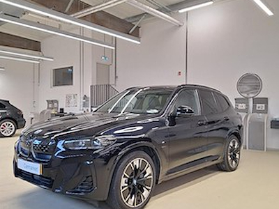 BMW Ix3 80kwh impressive 286 CV Model Impressive, Audio HK, Attelage, Dark Shadow