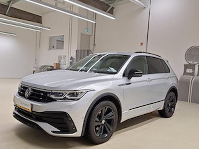 Volkswagen Tiguan 2.0 tdi r-line 150 CV Packs Driver Assist+, Attelage, IQ.LIght, GPS, Camera