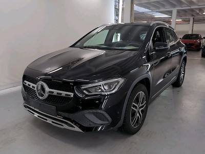 Mercedes-Benz GLA 1.3 GLA 180 DCT BUSINESS SOLUTION