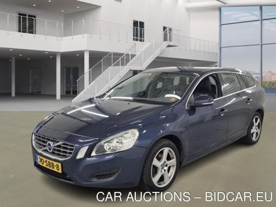 Volvo V60 1.5 1.6 T4 MOMENTUM, 2011