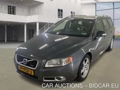 Volvo V70 1.9 2.0T R-EDITION, 2011