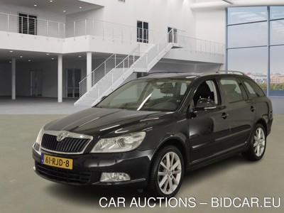 Skoda Octavia combi 1.1 1.2 TSI ELEGANCE BUSINESS LINE, 2011