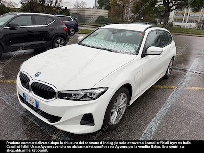 BMW series 3 swpc 320e touring -