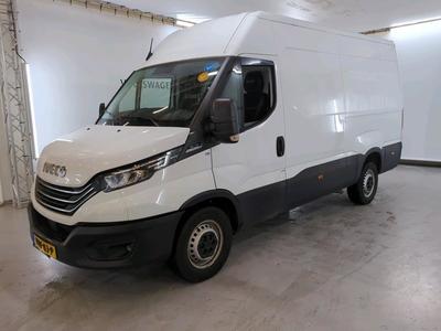Iveco Daily 2.2 2.3 TD 35S14A8 V AUTOMAAT CAMERA CONNECT TREKHAAK, 2023