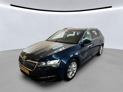 Skoda Superb combi 1.4 1.5 TSI 150PK BUSINESS EDITION TREKHAAK, 2022