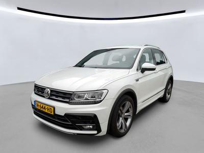 Volkswagen Tiguan 1.4 1.5 TSI 130PK COMFORTLINE BUSINESS MULTIMEDIA EXECUTIVE R-LINE C, 2020