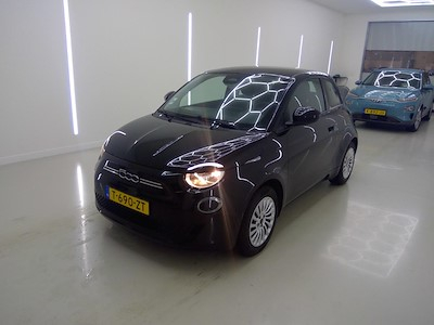 Fiat 500e 42kWh Urban 3d