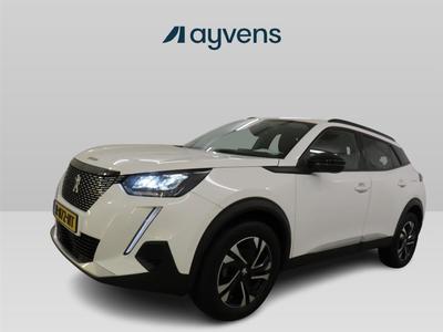 Peugeot 2008 1.1 1.2 PURETECH ALLURE, 2022