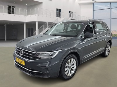 Volkswagen Tiguan 1.4 1.5 TSI LIFE BUSINESS, 2021