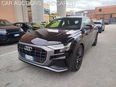 Audi Q8 50 TDI 210kW quattro tip. Sport, 2023