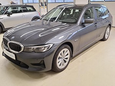 BMW 330e touring xdrive 184 CV Business Pack, Sensatec