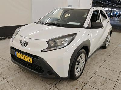 Toyota Aygo x 0.9 1.0 VVT-I MT, 2023