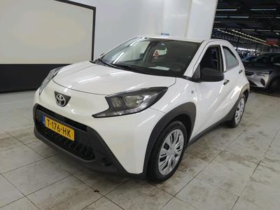 Toyota Aygo x 0.9 1.0 VVT-I MT, 2023