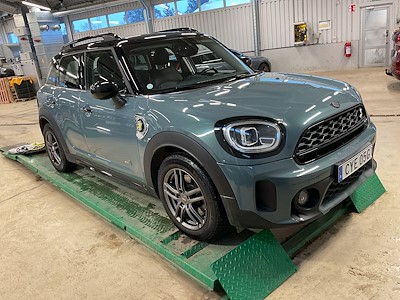 MINI Countryman Cooper SE ALL4 220hk Essential