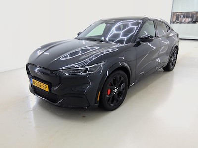 Ford Mustang mach-e 75kWh AWD auto