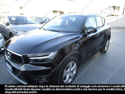 Volvo xc40 B4 awd automatico momentum -