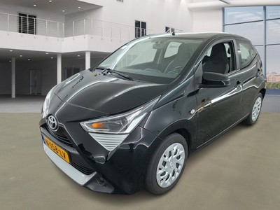 Toyota Aygo 0.9 1.0 VVT-I X-PLAY, 2022