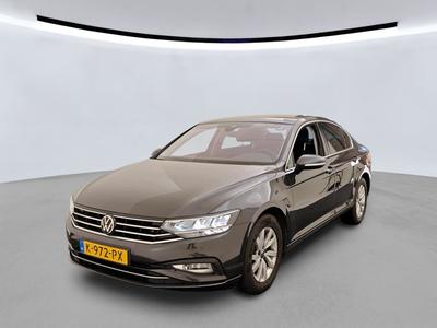 Volkswagen Passat 1.4 1.5 TSI 150PK DSG BUSINESS COMFORT, 2021