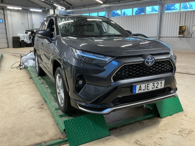 Toyota Rav4 Plug-In Hybrid 306hk AWD Style Drag