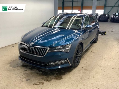 Skoda Superb 2.0 COMBI 2.0 TDI 4X4 DSG, 2022