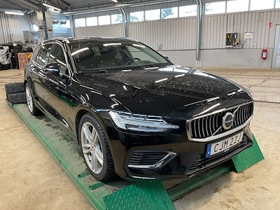 Volvo V60 Recharge T6 350hk AWD Core Edition Lader Drag