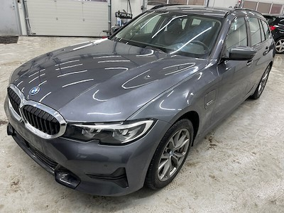 BMW Series 3 330e Sport Line Touring Auto UA!,